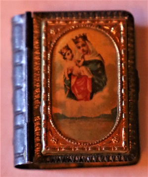 Image for Miniature Box with Image of Mary and Baby Jesus on Top
