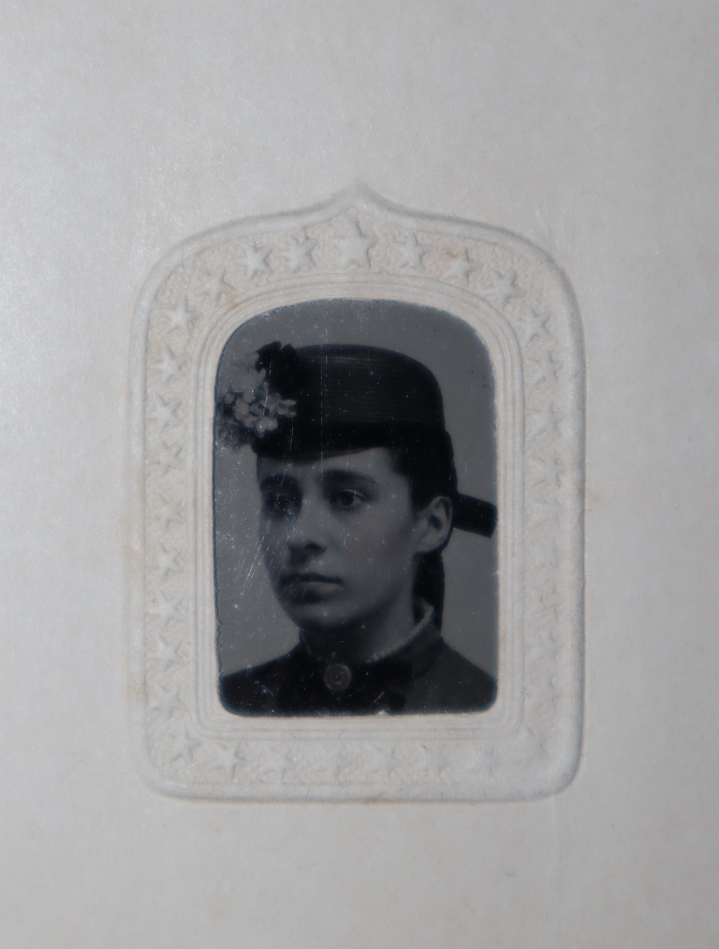 Civil War Era Photographer's Promotional Card and Sample Photo for Taking Ferrotypes (aka Tintypes)