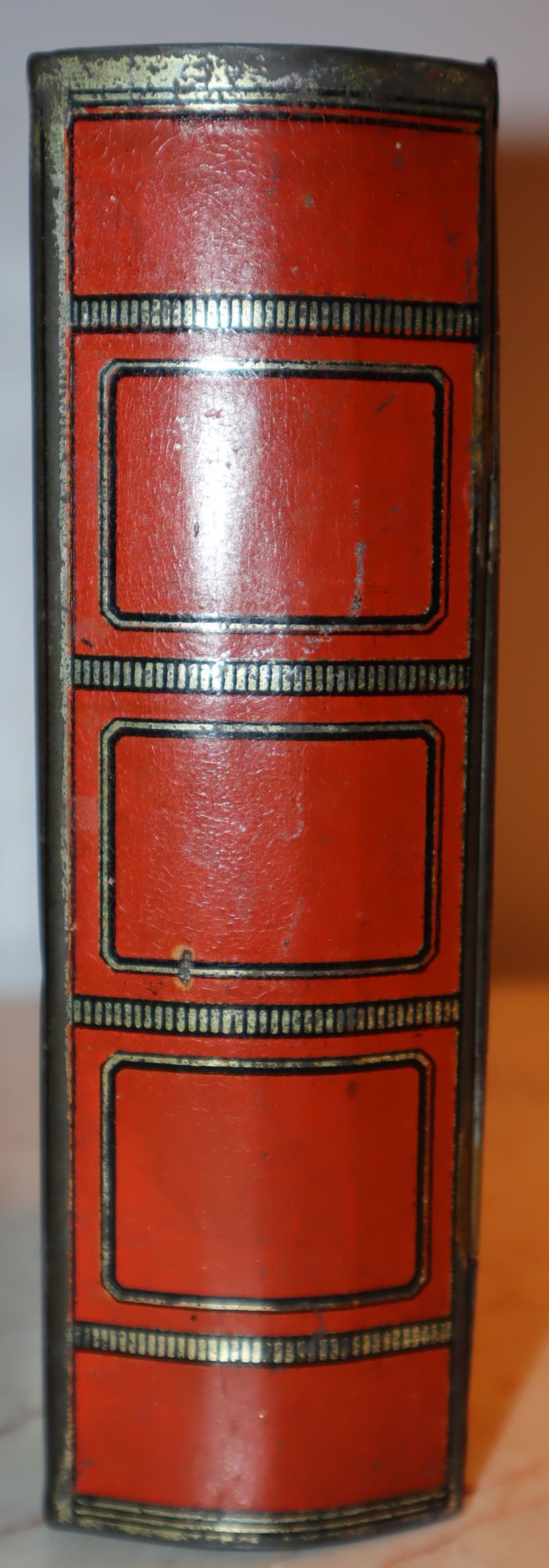 [Faux Book] Sandwich Islands Tin