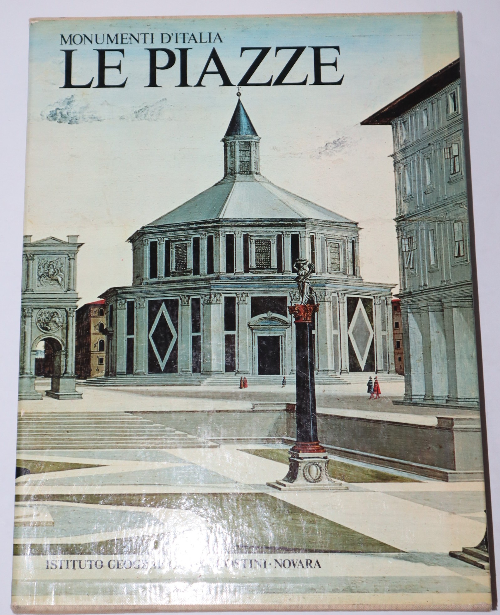 Monumenti d'Italia Le Piazze